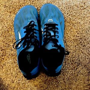 Womens Altra Superior trail running shoes